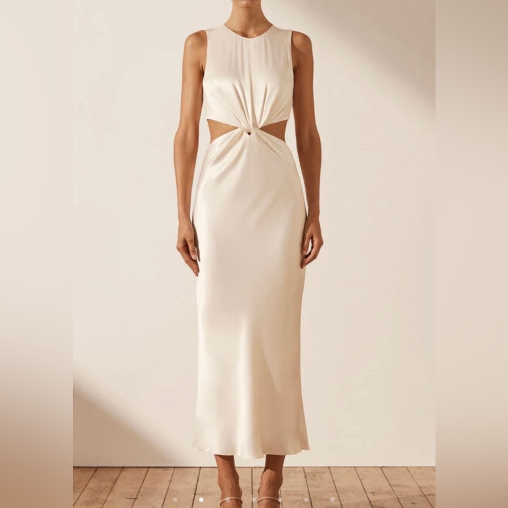 Shona Joy LA LUNE TWIST FRONT SLEEVELESS MIDI DRESS in CREAM
